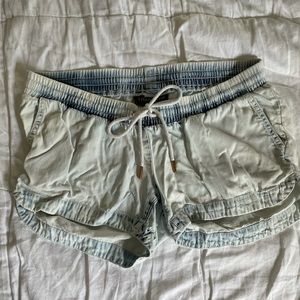 A Pea in the Pod acid wash maternity shorts